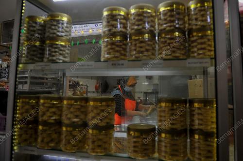 USAHAWAN INDUSTRI KECIL DAN SEDERHANA (IKS) BELANJAWAN 2021