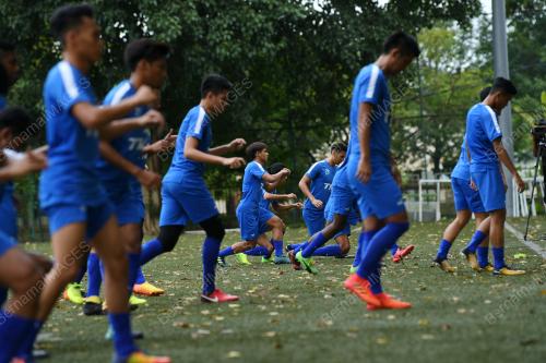 KL34_05122017_BOLA_BN201712043344