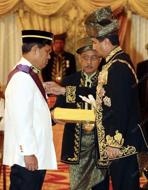 TUANKU MIZAN ZAINAL ABIDIN