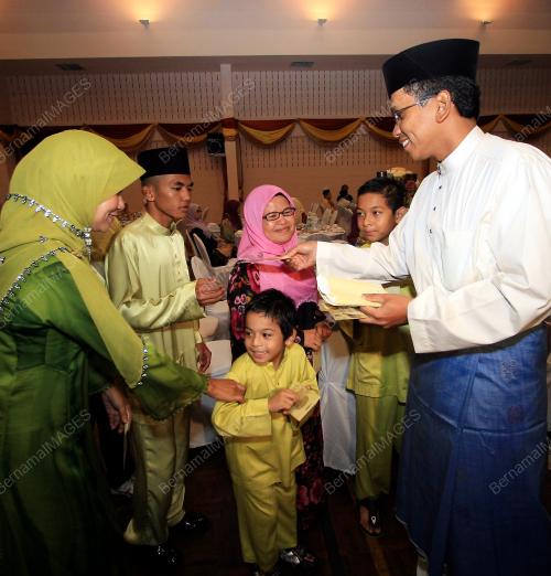 SHAZIMAN ABU MANSOR