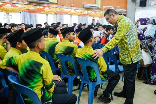 ADLY ZAHARI