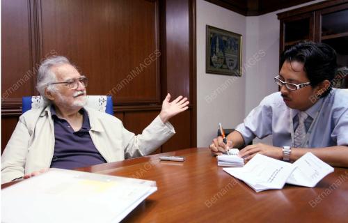 PROF DIRAJA UNGKU AZIZ