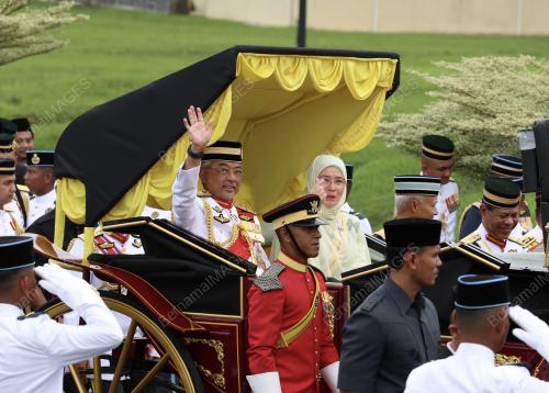 AL-SULTAN ABDULLAH RI'AYATUDDIN AL-MUSTAFA BILLAH SHAH