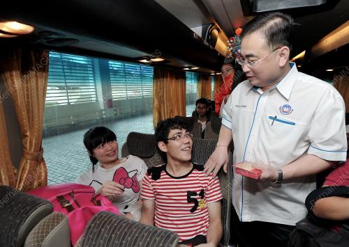 KL34_08022013_TBS_CNY