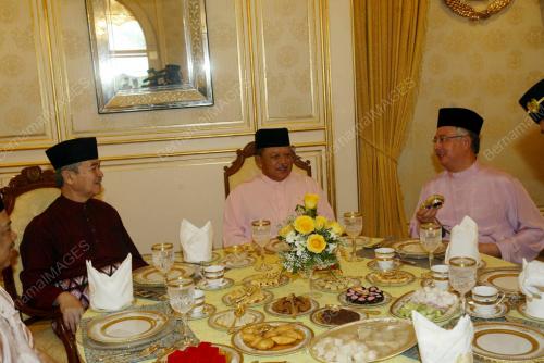 TUANKU SYED SIRAJUDDIN SYED PUTRA JAMALULLAIL