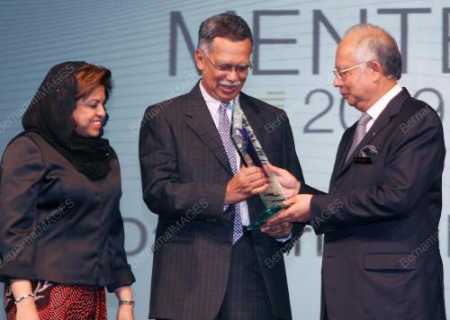 NAJIB TUN RAZAK