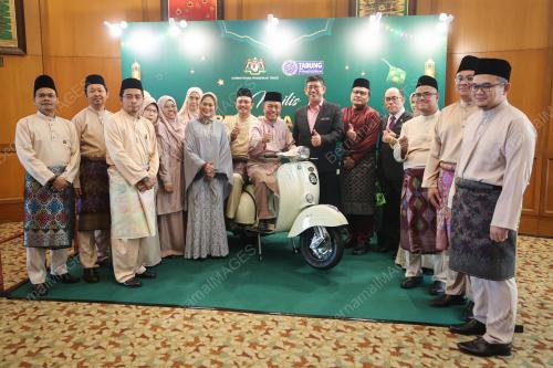 DATUK MOHAMMAD YUSOF APDAL
