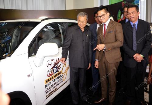 KL34_08072013_NAZA