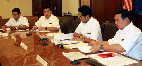 KHAIRY JAMALUDDIN