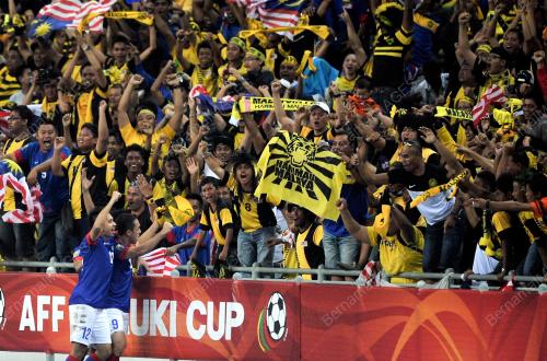 KL34_09122012_AFF_CUP10