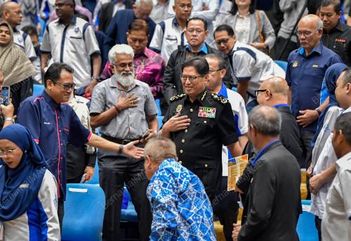 TAN SRI AZAM BAKI