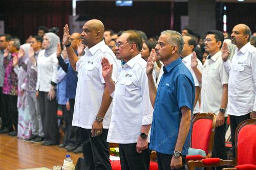 DATUK SERI ANWAR IBRAHIM