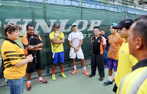 KL34_11052016_TENNIS