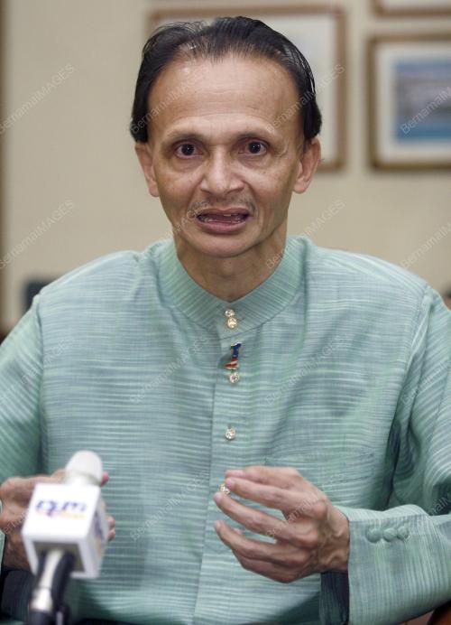 KL34_13012011_IBRAHIM_ISMAIL