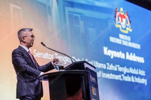 SENATOR TENGKU DATUK SERI ZAFRUL TENGKU ABDUL AZIZ