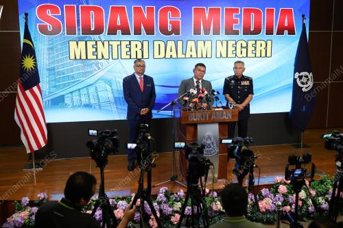 DATUK SERI SAIFUDDIN NASUTION ISMAIL