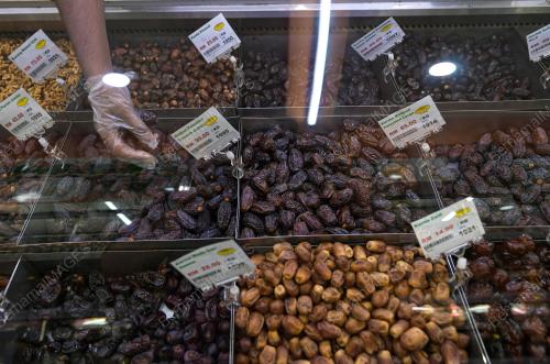 TINJAUAN JUALAN BUAH KURMA