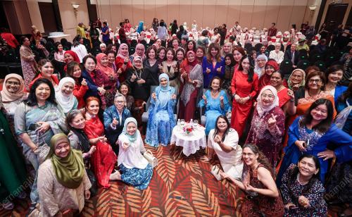 THE KUALA LUMPUR SPEAKERS CLUB