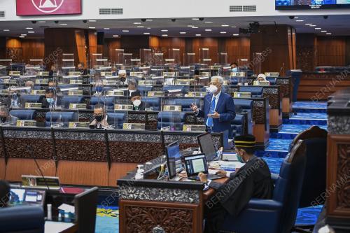 DATUK SERI ISMAIL SABRI YAAKOB