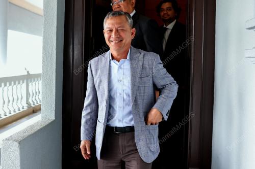 SENATOR DATUK RAZALI IDRIS