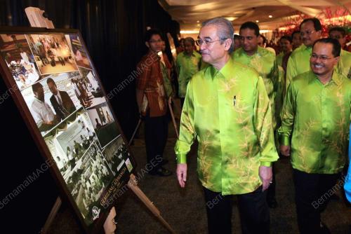 ABDULLAH AHMAD BADAWI