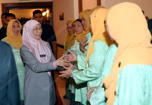 KL34_15112018_PELITAWANIS_BN201811143668