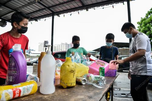 PROGRAM KITAR SEMULA PPR PUPUK SIKAP CINTAKAN ALAM
