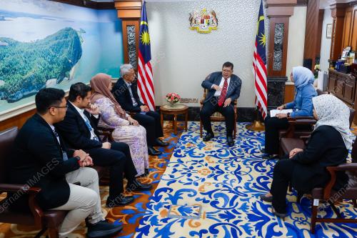 TAN SRI JOHARI ABDUL