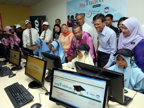 MUHYIDDIN MOHD YASSIN