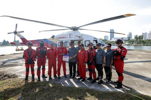 DATUK SERI DR DZULKEFLY AHMAD