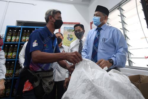 DATUK SERI SHAHIDAN KASSIM
