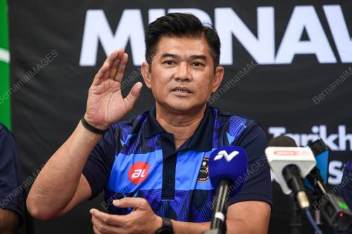 PIALA MIRNAWAN