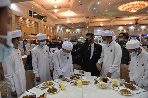 DATUK SERI IKMAL HISHAM ABDUL AZIZ