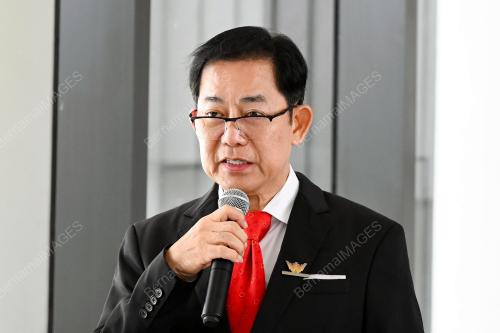 DATUK DR COLIN LEE