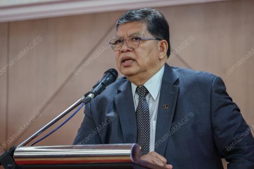 TAN SRI JOHARI ABDUL
