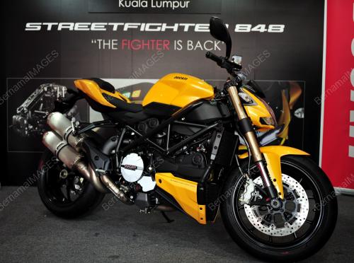 KL34_19032012_DUCATI
