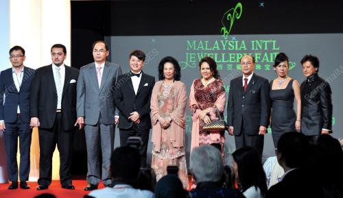 KL34_19072012_PERMAISURI1
