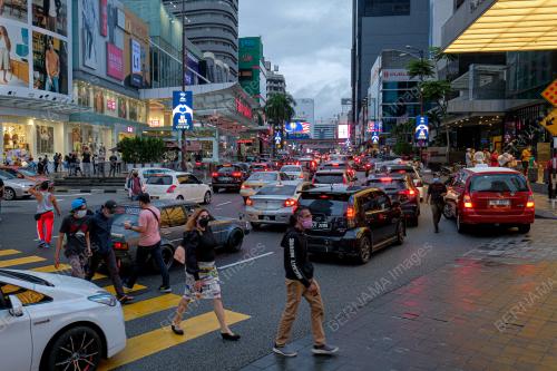 HUJAN DI BANDARAYA KUALA LUMPUR