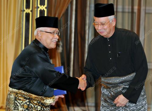 KL34_20032013_AGONG_TYT