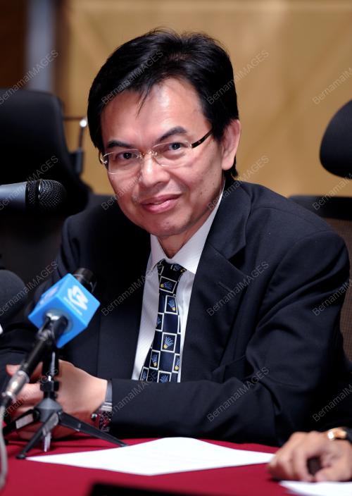 DATUK SERI MOHD NADZMI MOHD SALLEH