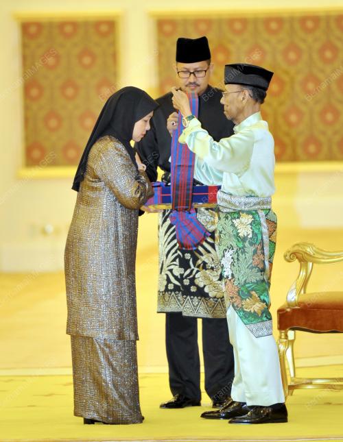KL34_20102016_AGONG_PINGAT
