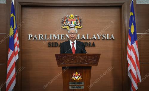 DATUK SERI ISMAIL SABRI YAAKOB
