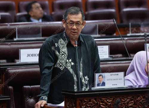 MESYUARAT KHAS PEMBENTANGAN KAJIAN SEPARUH PENGGAL RANCANGAN MAL