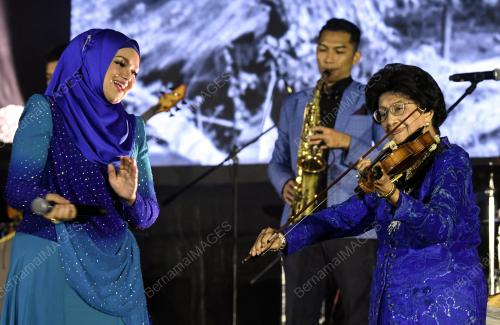 KL34_21102019_PAHLAWAN_BN201910204976