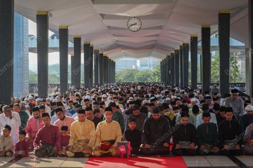 SOLAT SUNAT AIDILFITRI