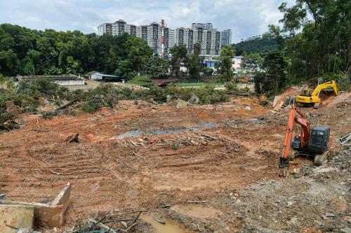 TANAH RUNTUH PUCHONG