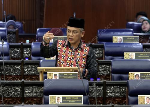 DATUK DR MOHD NA'IM MOKHTAR