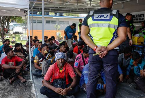 OPERASI PEMANDU WARGA ASING (OP PEWA)