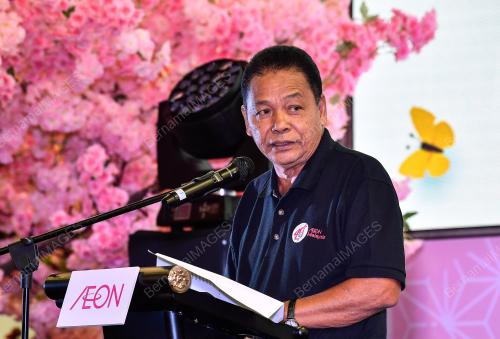 DATUK ISKANDAR SARUDIN