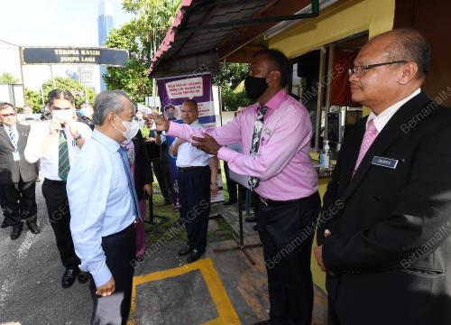 TAN SRI MUHYIDDIN YASSIN